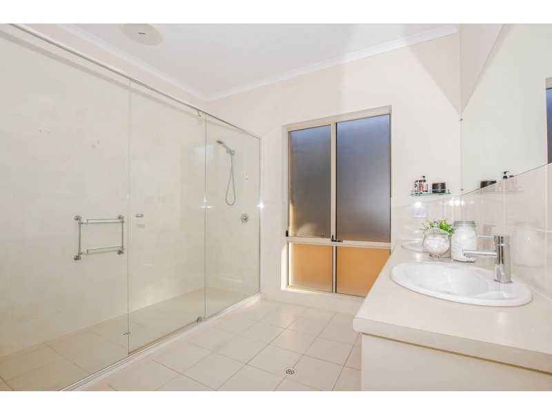 20 Chardonnay Blvd, Reynella SA 5161