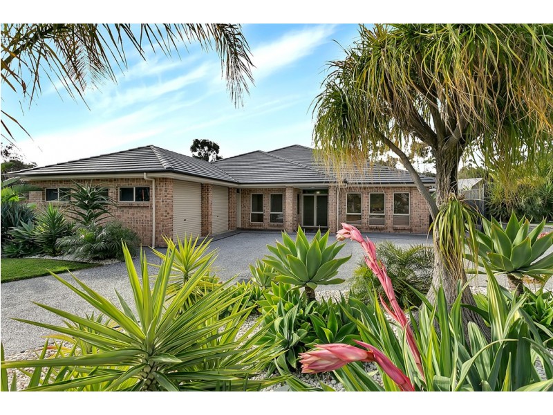 1 Glenloth Drive, Happy Valley SA 5159