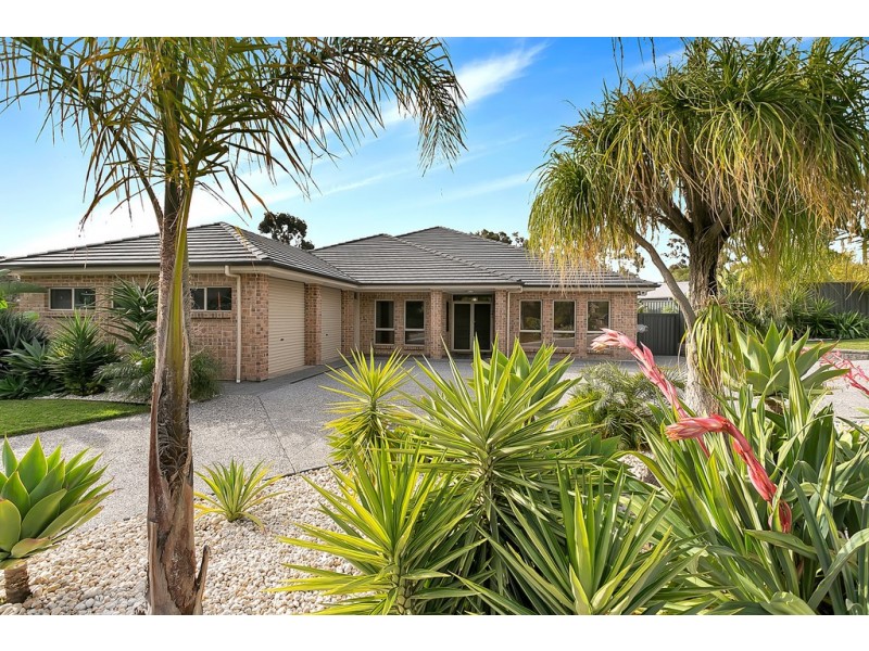 1 Glenloth Drive, Happy Valley SA 5159