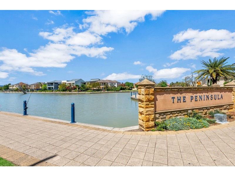 18/13 Yates Street, Mawson Lakes SA 5095
