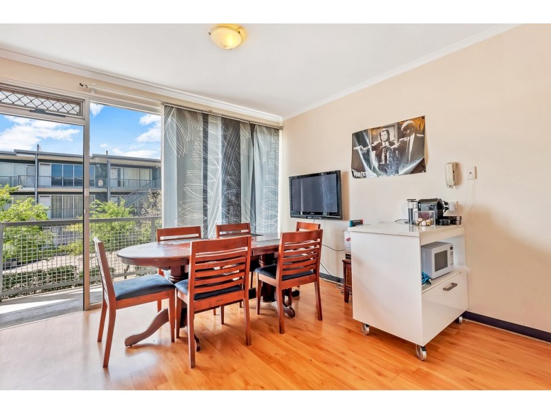 18/13 Yates Street, Mawson Lakes SA 5095