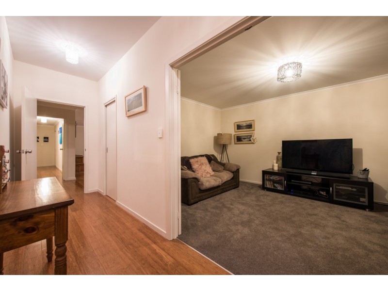 8 Robe Court, Seaford Rise SA 5169