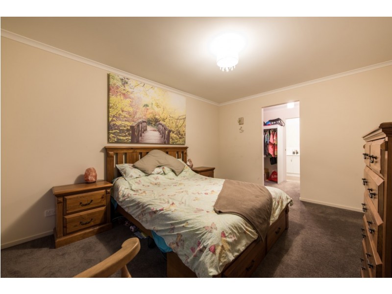 8 Robe Court, Seaford Rise SA 5169