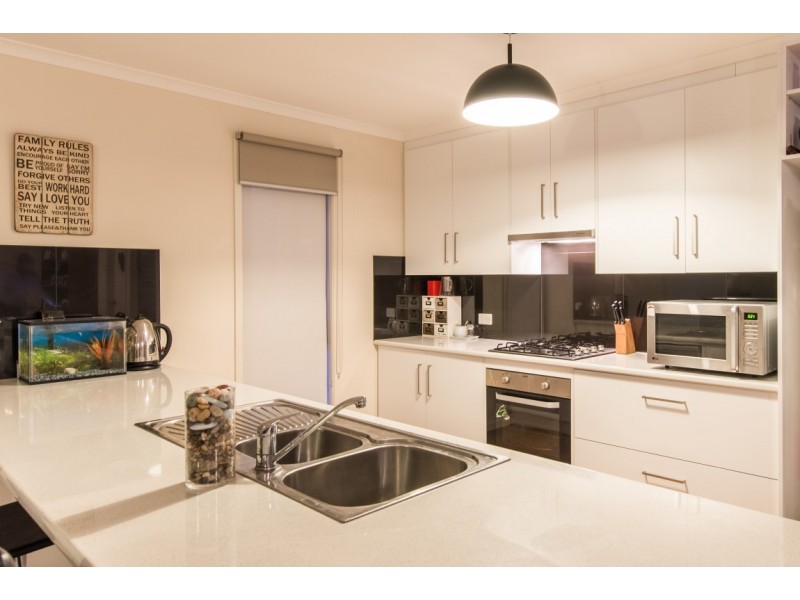8 Robe Court, Seaford Rise SA 5169