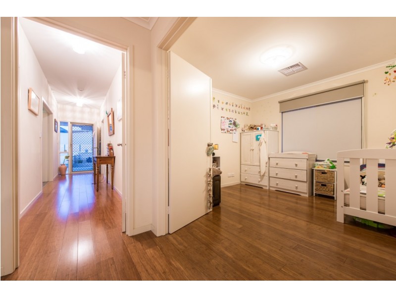 8 Robe Court, Seaford Rise SA 5169