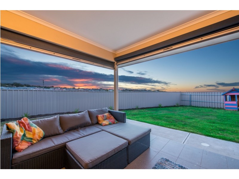 8 Robe Court, Seaford Rise SA 5169