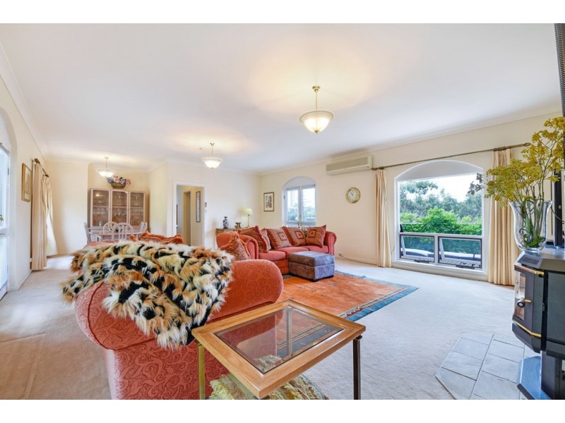 32 Banksia Crescent, Belair SA 5052