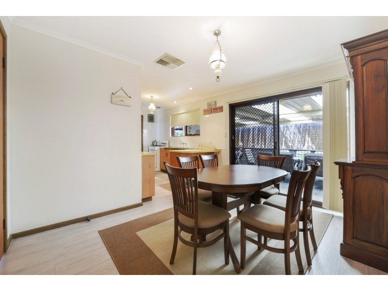 2 Jordan Avenue, Happy Valley SA 5159