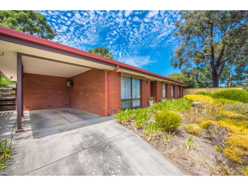 2 Jordan Avenue, Happy Valley SA 5159
