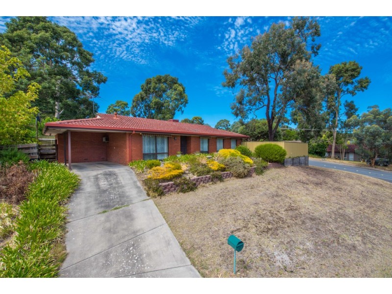2 Jordan Avenue, Happy Valley SA 5159