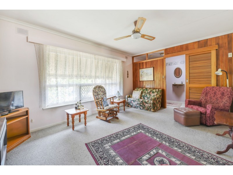 11 Glenburnie Street, Happy Valley SA 5159