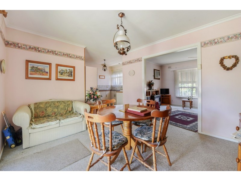 11 Glenburnie Street, Happy Valley SA 5159