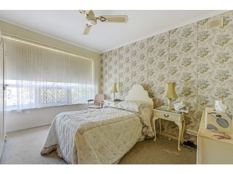 11 Glenburnie Street, Happy Valley SA 5159