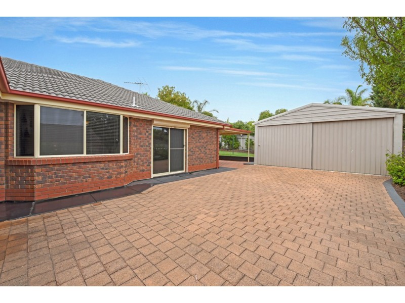 10 Raleigh Lane, Seaford Rise SA 5169
