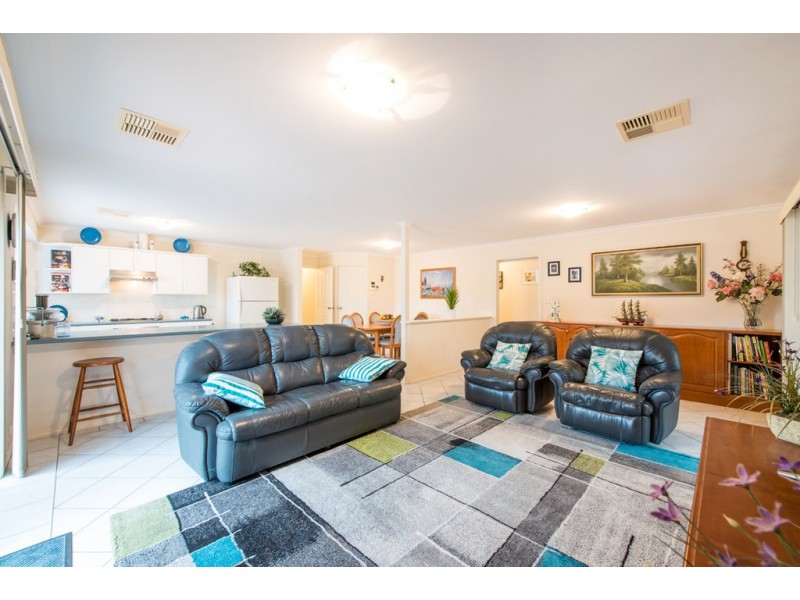 10 Raleigh Lane, Seaford Rise SA 5169