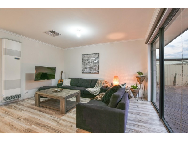 6 Cook Street, Seaford Meadows SA 5169