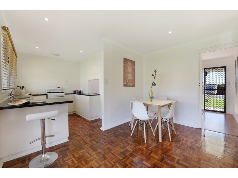 6 Heather Drive, Christie Downs SA 5164