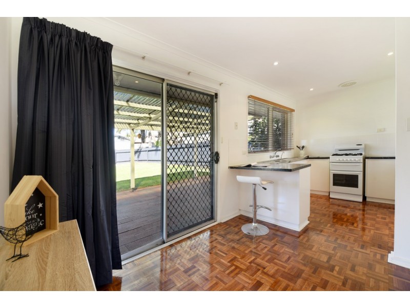 6 Heather Drive, Christie Downs SA 5164