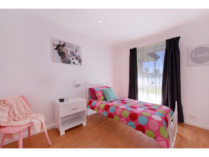 6 Heather Drive, Christie Downs SA 5164