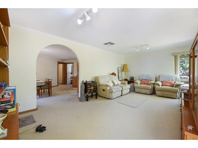 2 Willurah Court, Happy Valley SA 5159