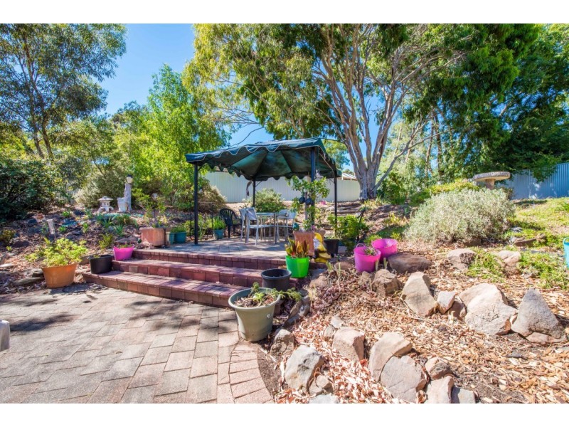 2 Willurah Court, Happy Valley SA 5159