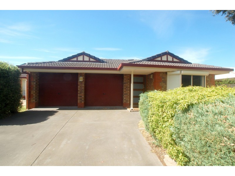 5 Vidmar Court, Woodcroft SA 5162