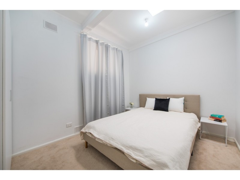 2/12 Cameron Avenue, Darlington SA 5047