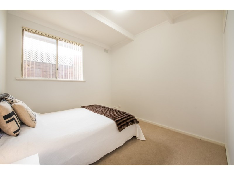 2/12 Cameron Avenue, Darlington SA 5047