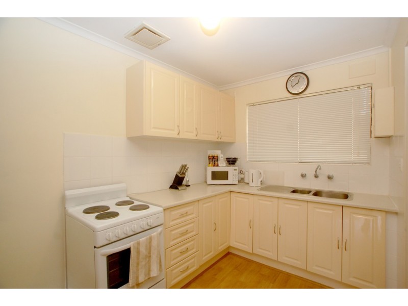 2/41 Wallala Avenue, Park Holme SA 5043