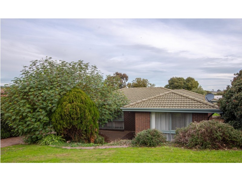15 Waterview Crescent, O’halloran Hill SA 5158