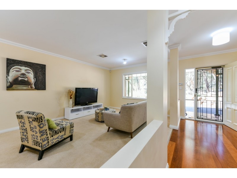16 Sean Court, Coromandel Valley SA 5051