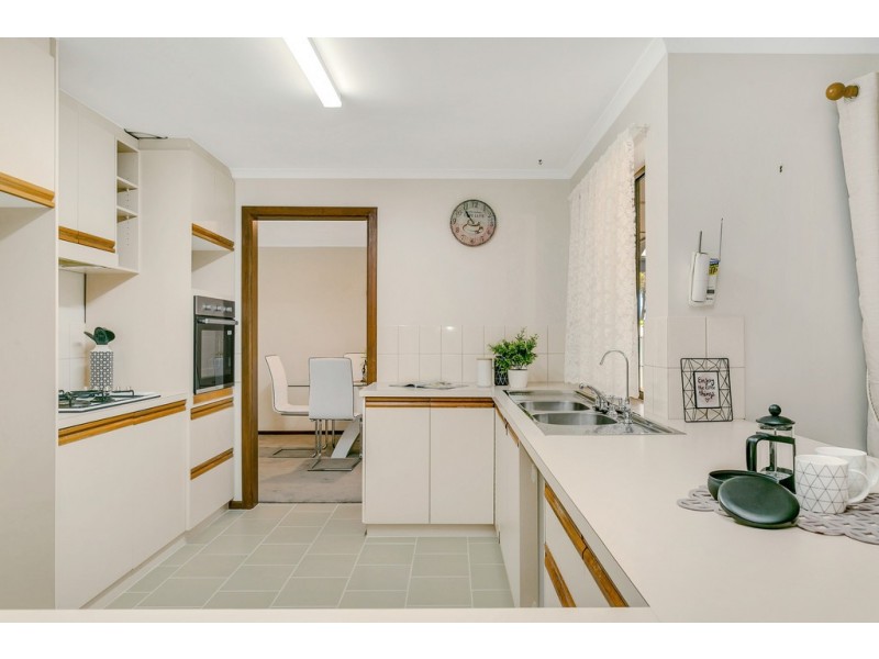 10 Leabrook Place, Morphett Vale SA 5162