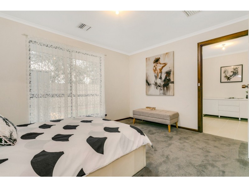 10 Leabrook Place, Morphett Vale SA 5162