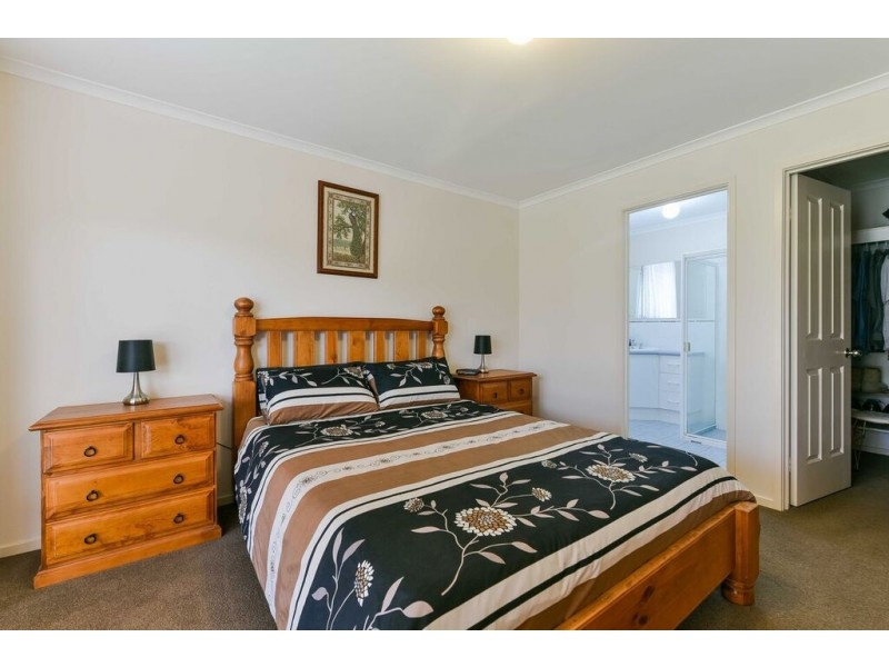 26 Alana Walk, Woodcroft SA 5162