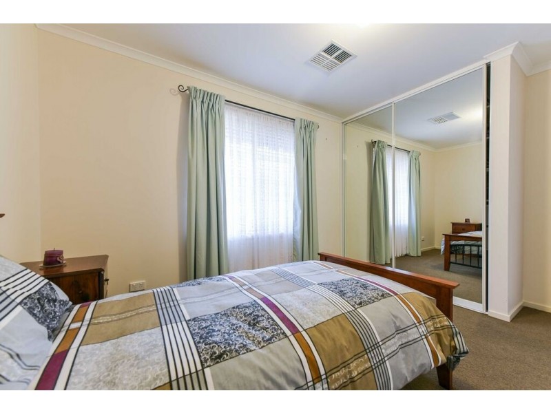 26 Alana Walk, Woodcroft SA 5162