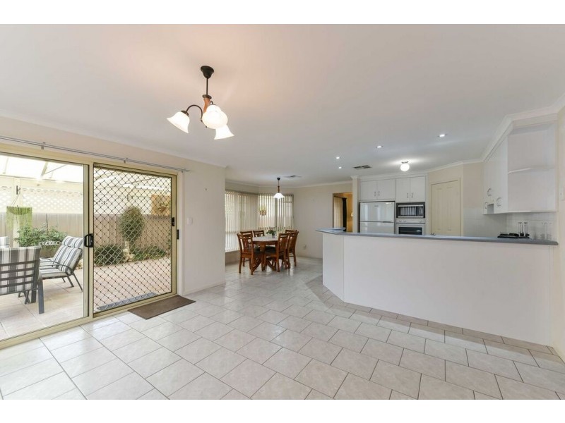 26 Alana Walk, Woodcroft SA 5162