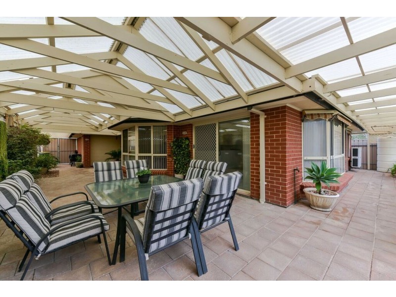 26 Alana Walk, Woodcroft SA 5162