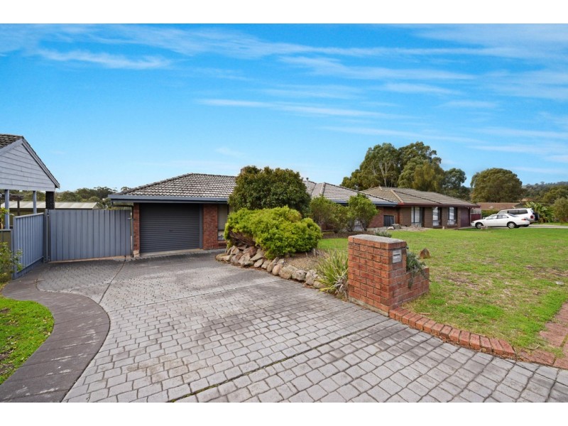 28 Maple Avenue, Aberfoyle Park SA 5159