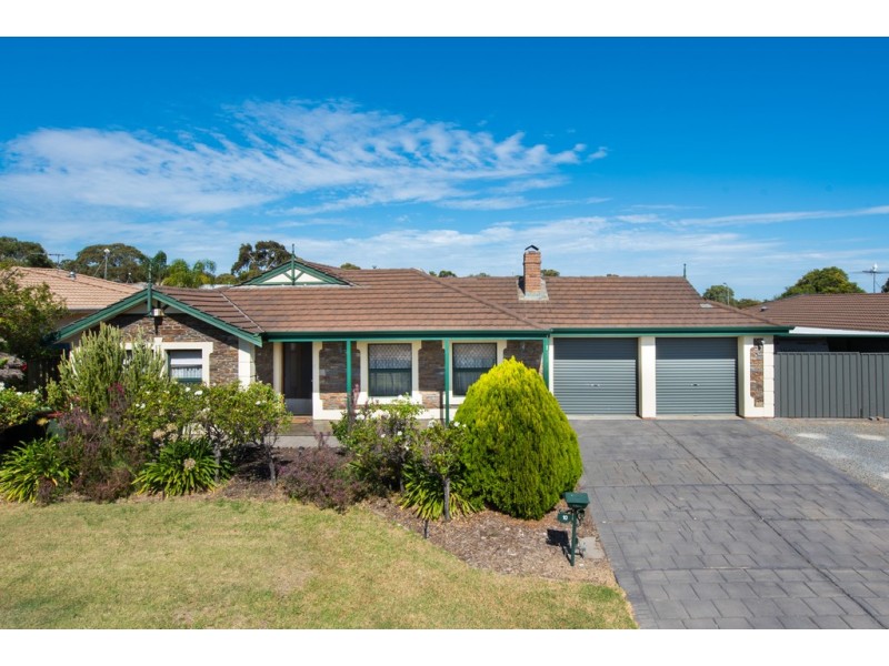 10 Rosina Street, Woodcroft SA 5162