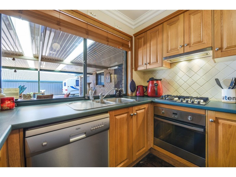 10 Rosina Street, Woodcroft SA 5162