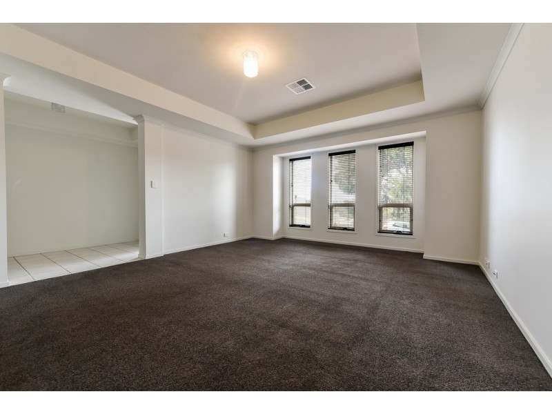 24 Albany Way, Seaford Rise SA 5169