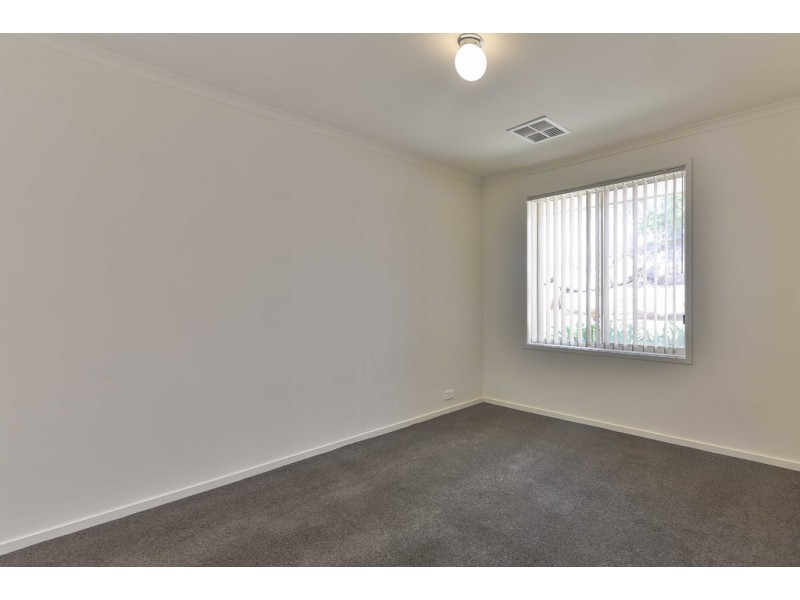 24 Albany Way, Seaford Rise SA 5169