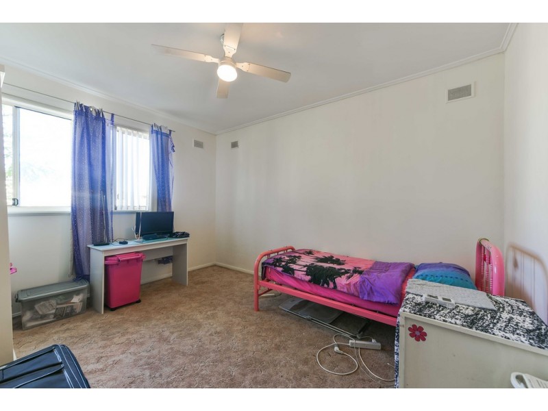 2 Carbnet Place, Seacombe Gardens SA 5047