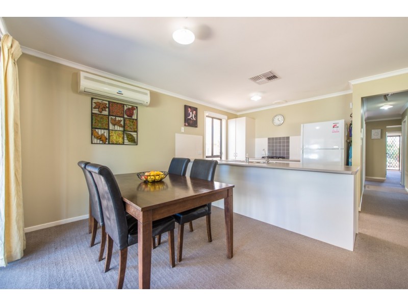 8 Moss Court, Aldinga Beach SA 5173