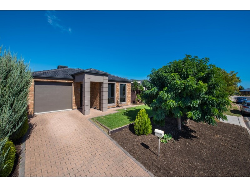 8 Moss Court, Aldinga Beach SA 5173