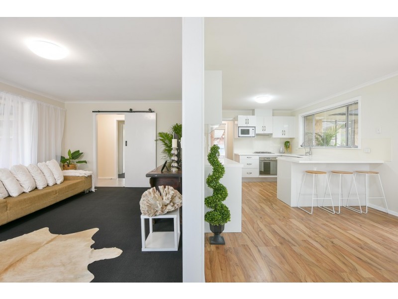 6 Elm Street, Happy Valley SA 5159