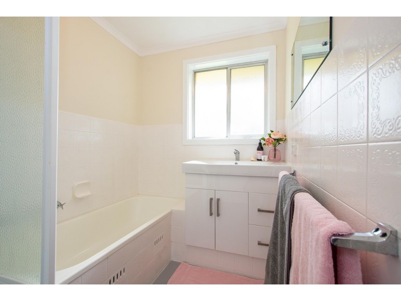 6 Elm Street, Happy Valley SA 5159