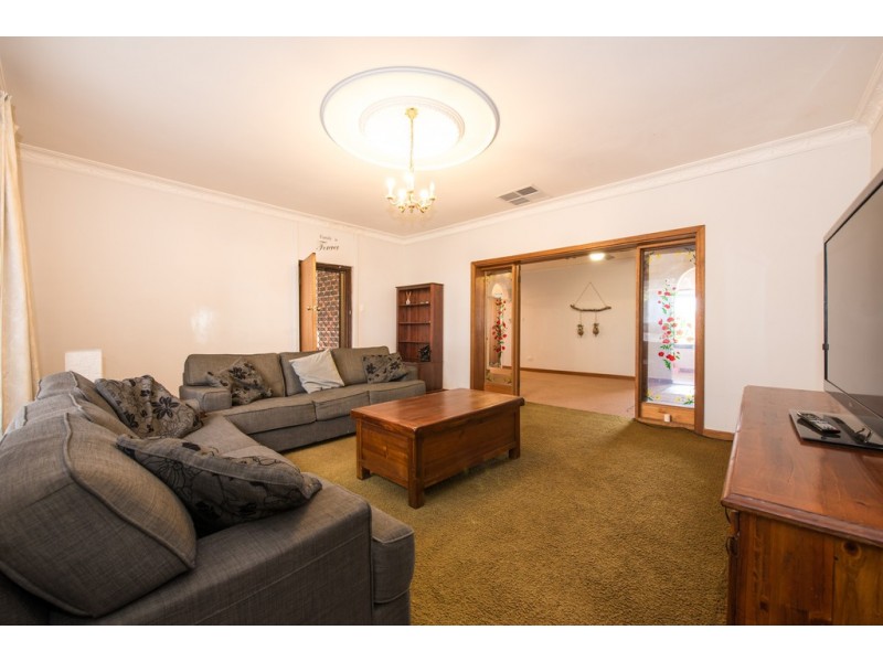 304 Upper Penneys Hill Road, Onkaparinga Hills SA 5163