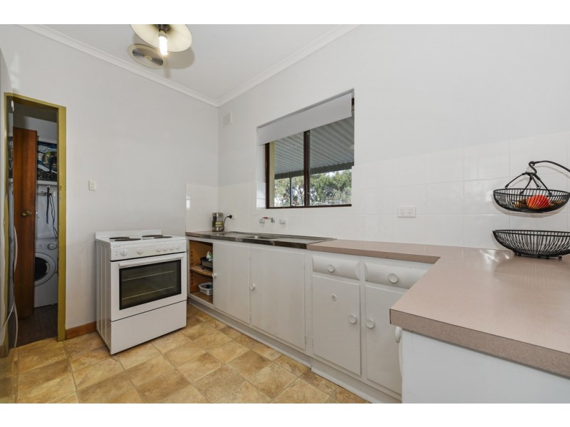 304 Upper Penneys Hill Road, Onkaparinga Hills SA 5163