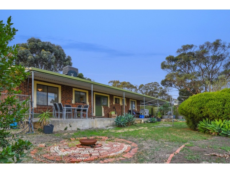 304 Upper Penneys Hill Road, Onkaparinga Hills SA 5163